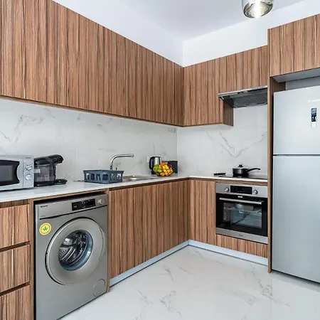 Miles 2-bedroom Apt In Sazlıköy